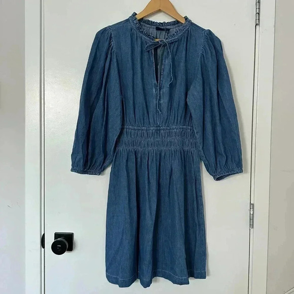 GAP Puff Sleeve Denim Dress with Washwell Smocked Waist Boho Prairie Size Small - Picture 2 of 12